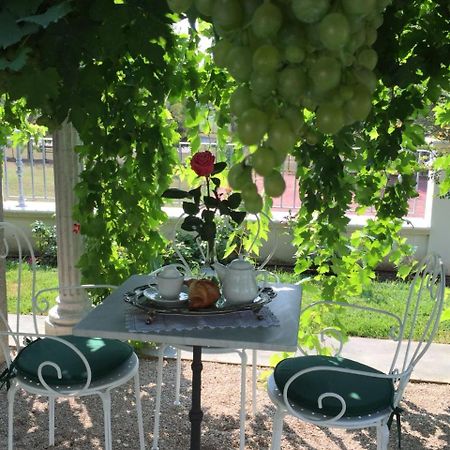 B&B Virginia Monte San Biagio Exterior photo